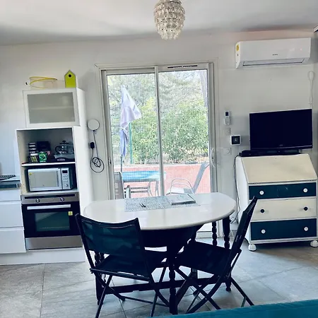 Mini Foyer Dans Camping-car - Un Adulte * Lézignan-Corbières